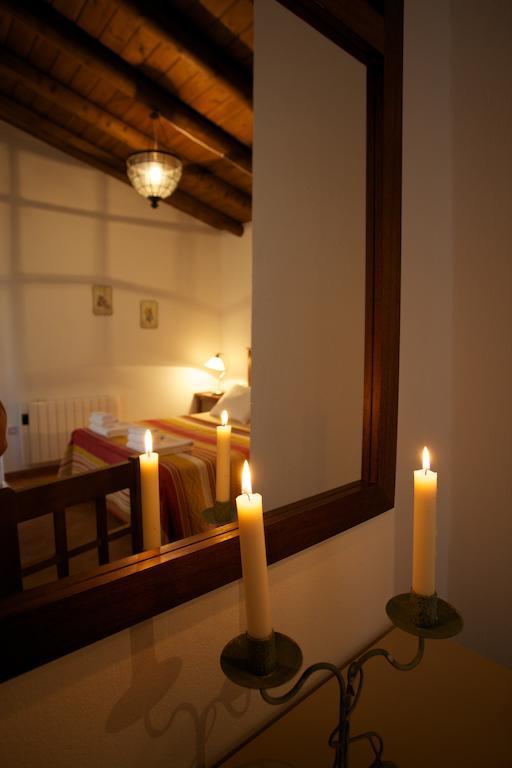 Las Tobas Higuera De La Sierra  Zewnętrze zdjęcie